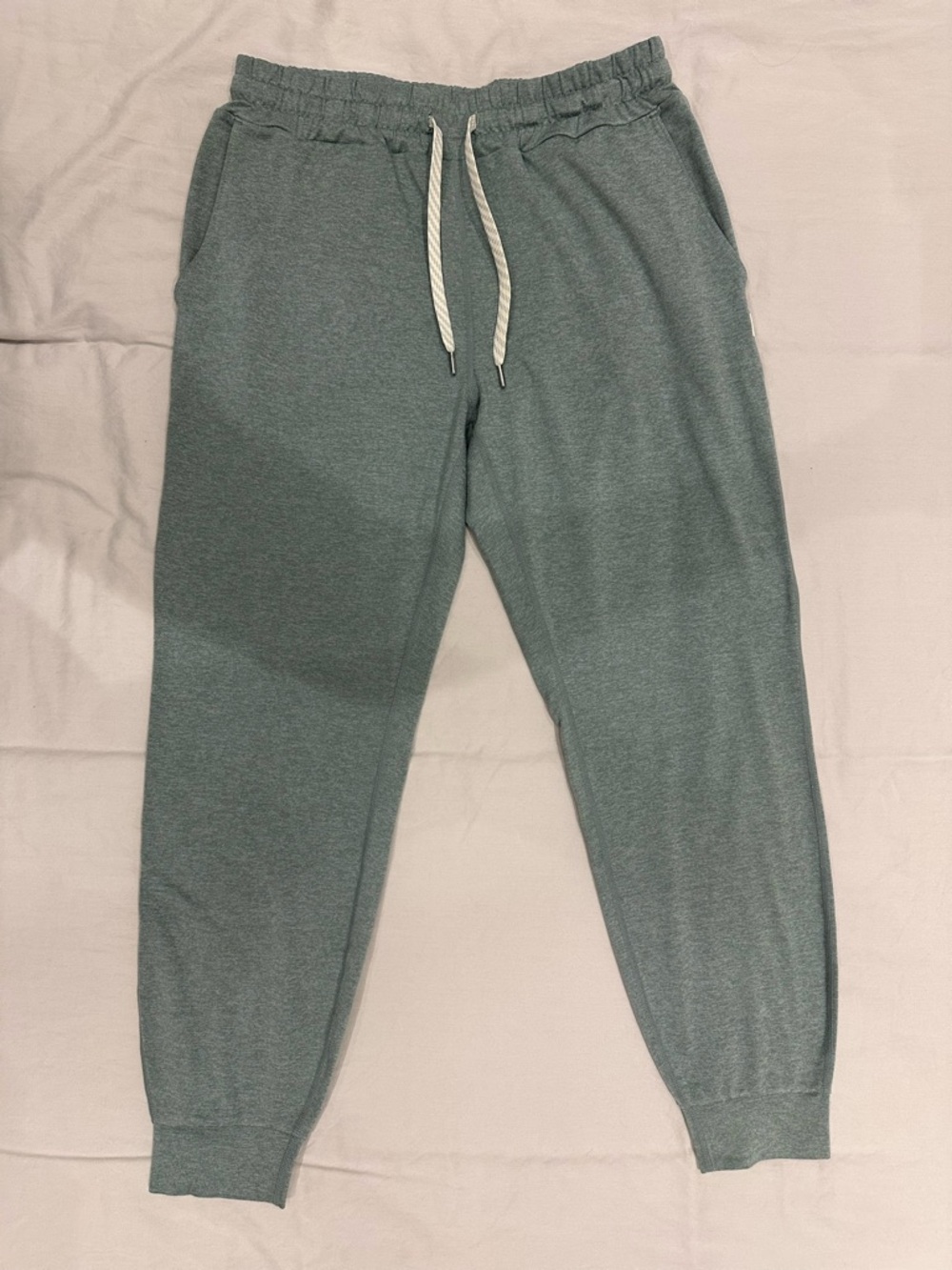 Vuori Halo Knit Light Green Heather Performance Joggers